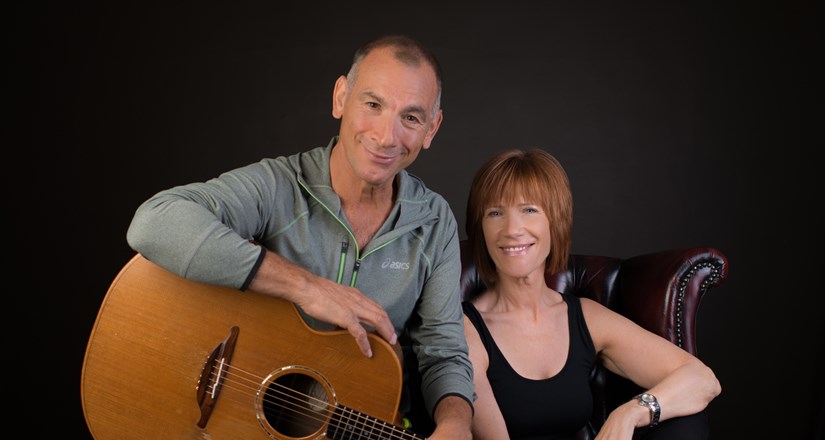Kiki Dee and Carmelo Luggeri - An Acoustic Journey