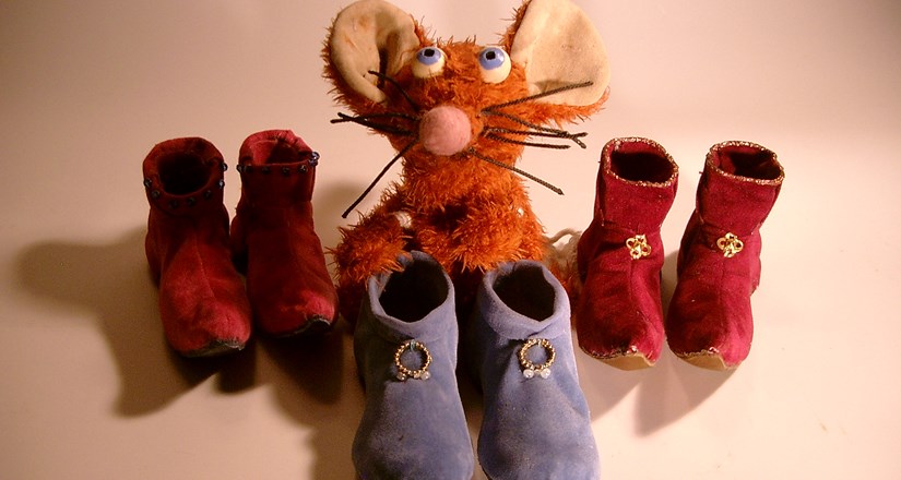 The Elves & The Shoemaker