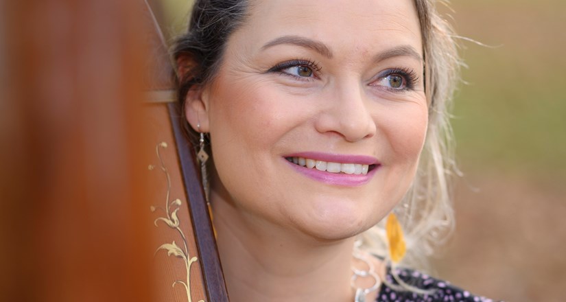 Eleanor Turner, harp - Music in Quiet Places