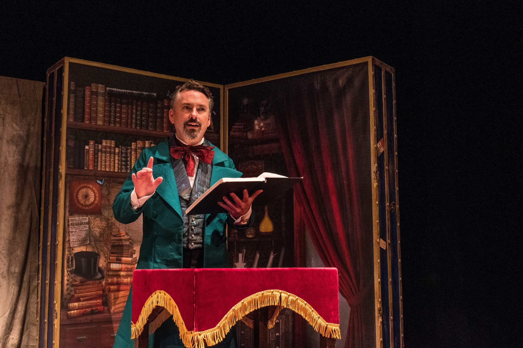 Mr Charles Dickens Presents 'A Christmas Carol'