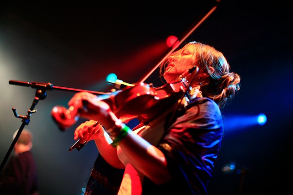 Eliza Carthy & The Restitution 