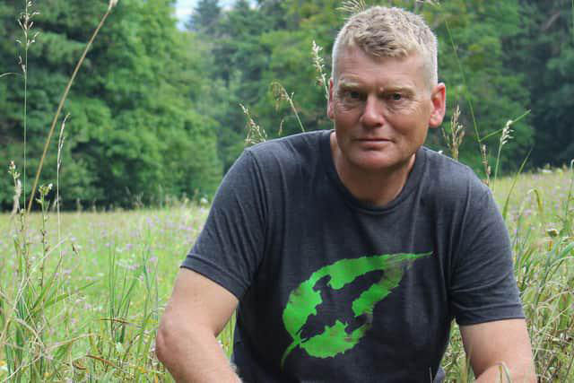 Power To The People - Tom Heap