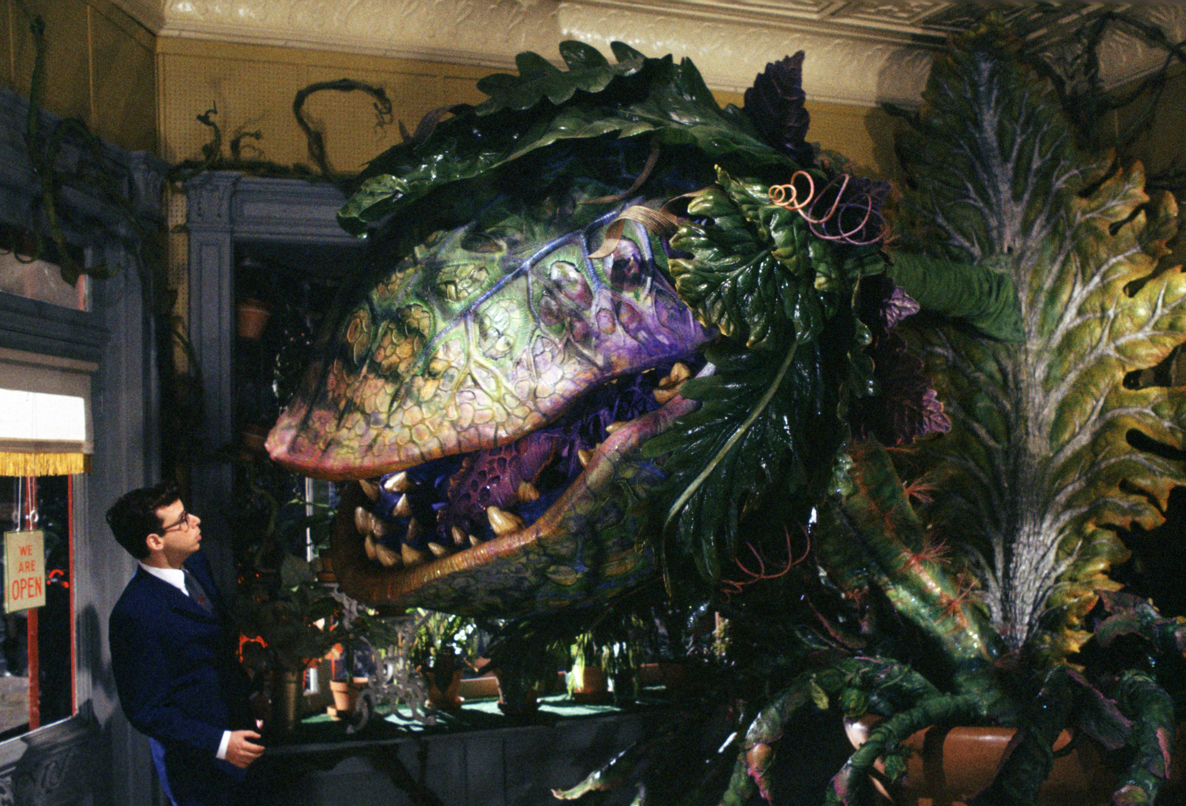 CLASSICS WITH A CUPPA: LITTLE SHOP OF HORRORS (DIRECTOR’S CUT) (PG)