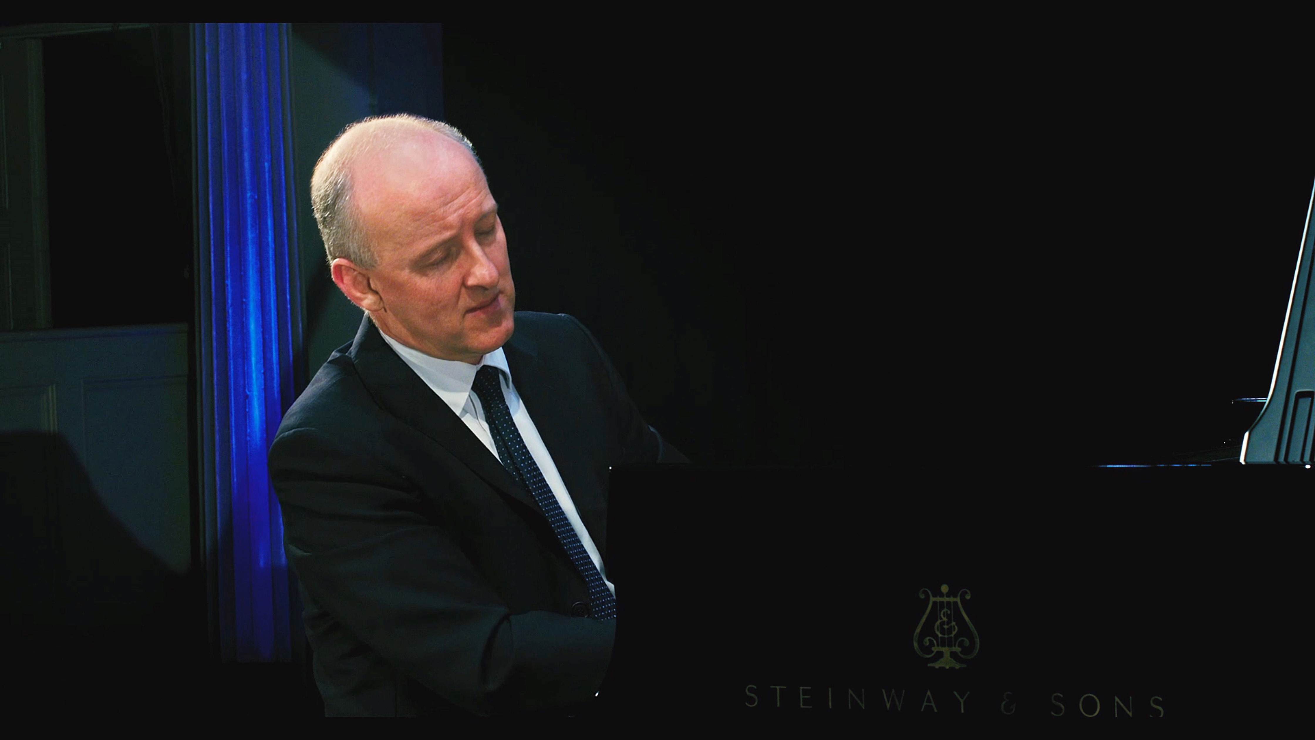 James Lisney… poèmes, chants et danses